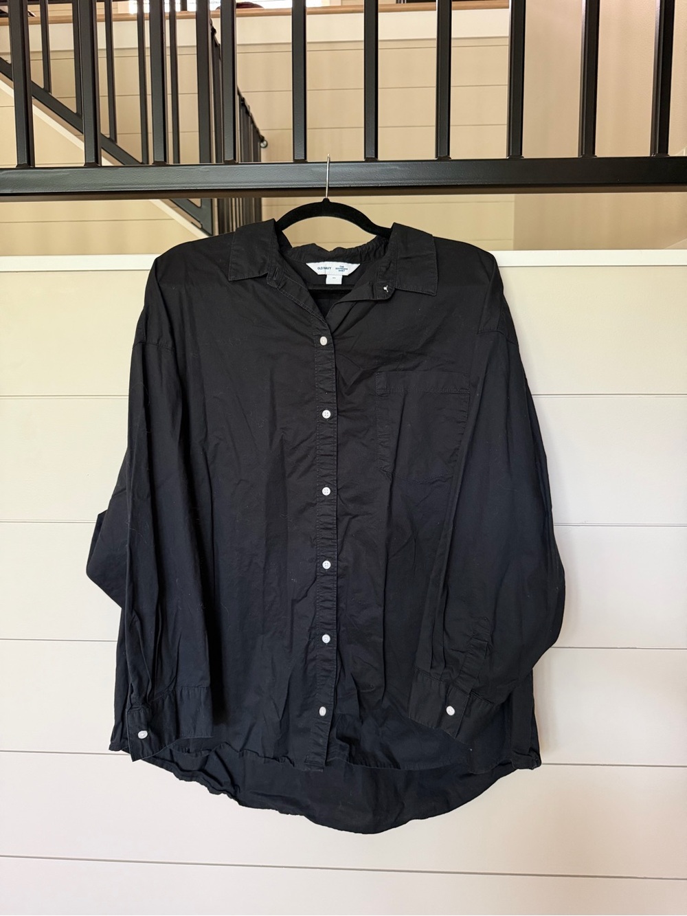 Old Navy Black Lightweight Button-Up Boyfriend Shirt